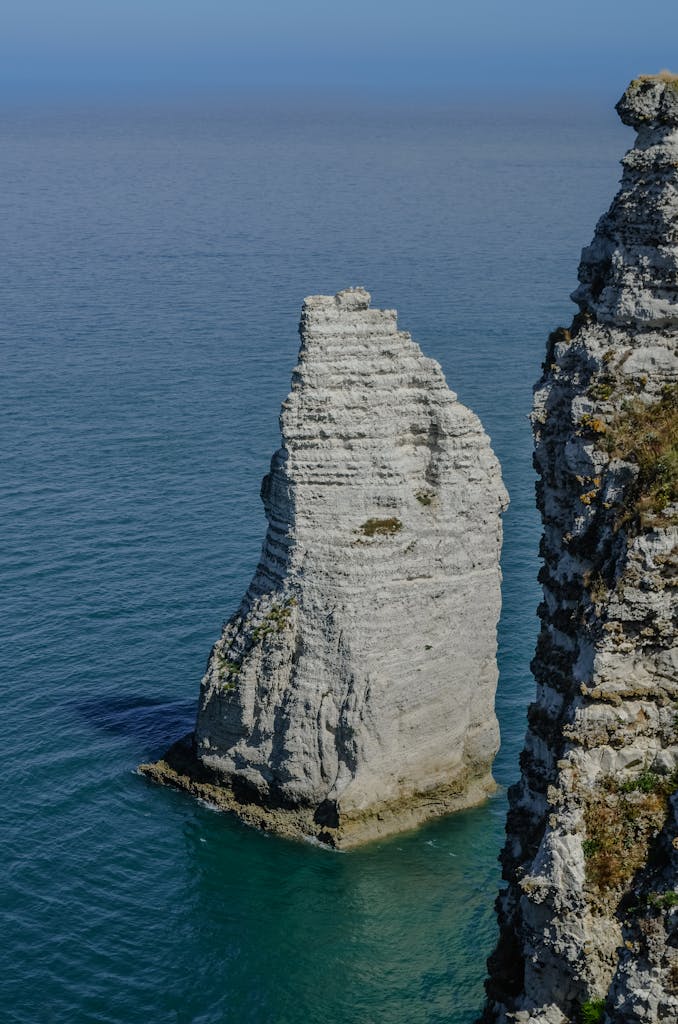 Breathtaking view of the Étretat cliffs in Normandy, France, showcasing natural beauty.